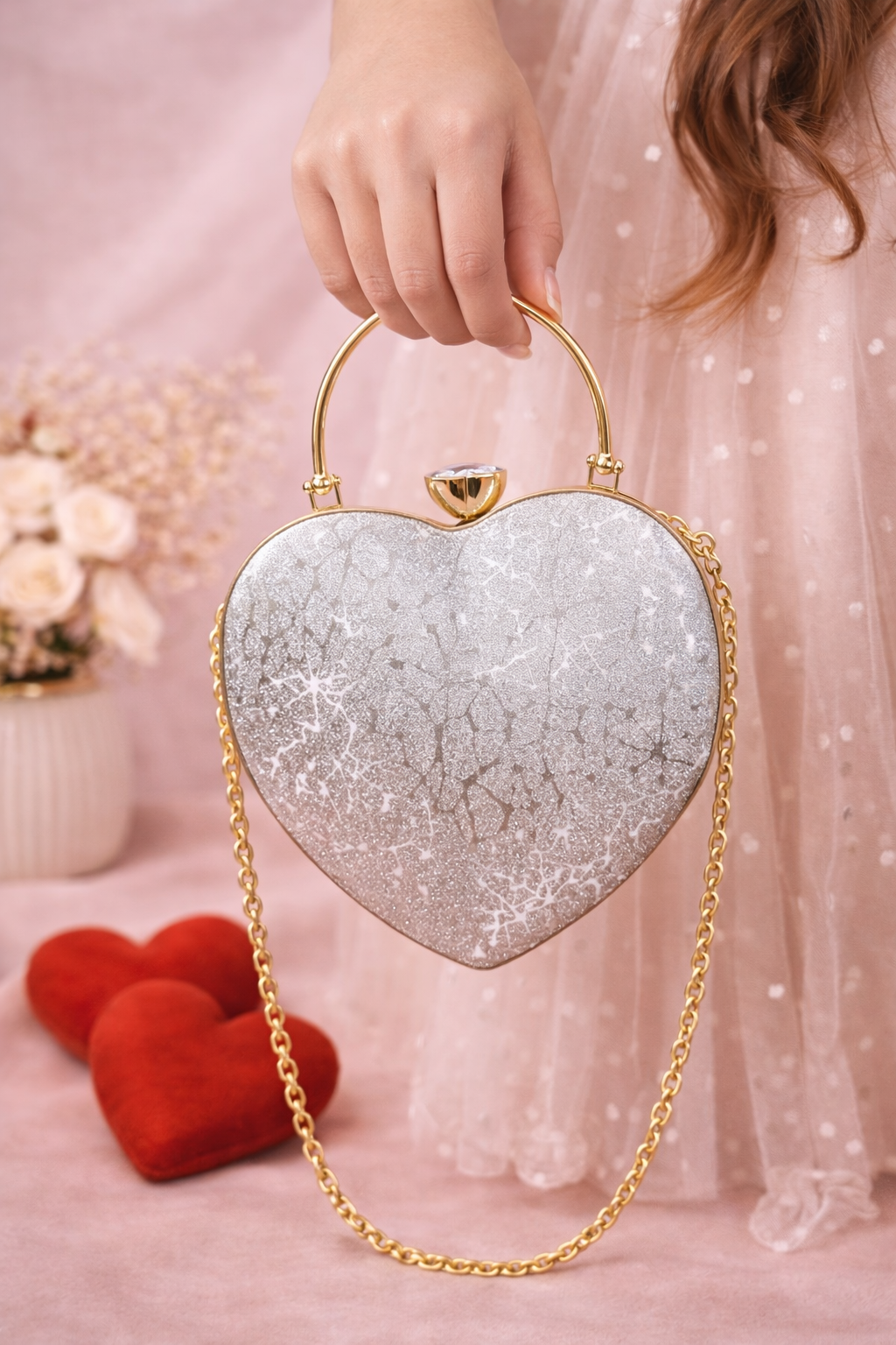 Elegant Silver Heart-Shaped Clutch with Crystal Clasp & Chain Strap